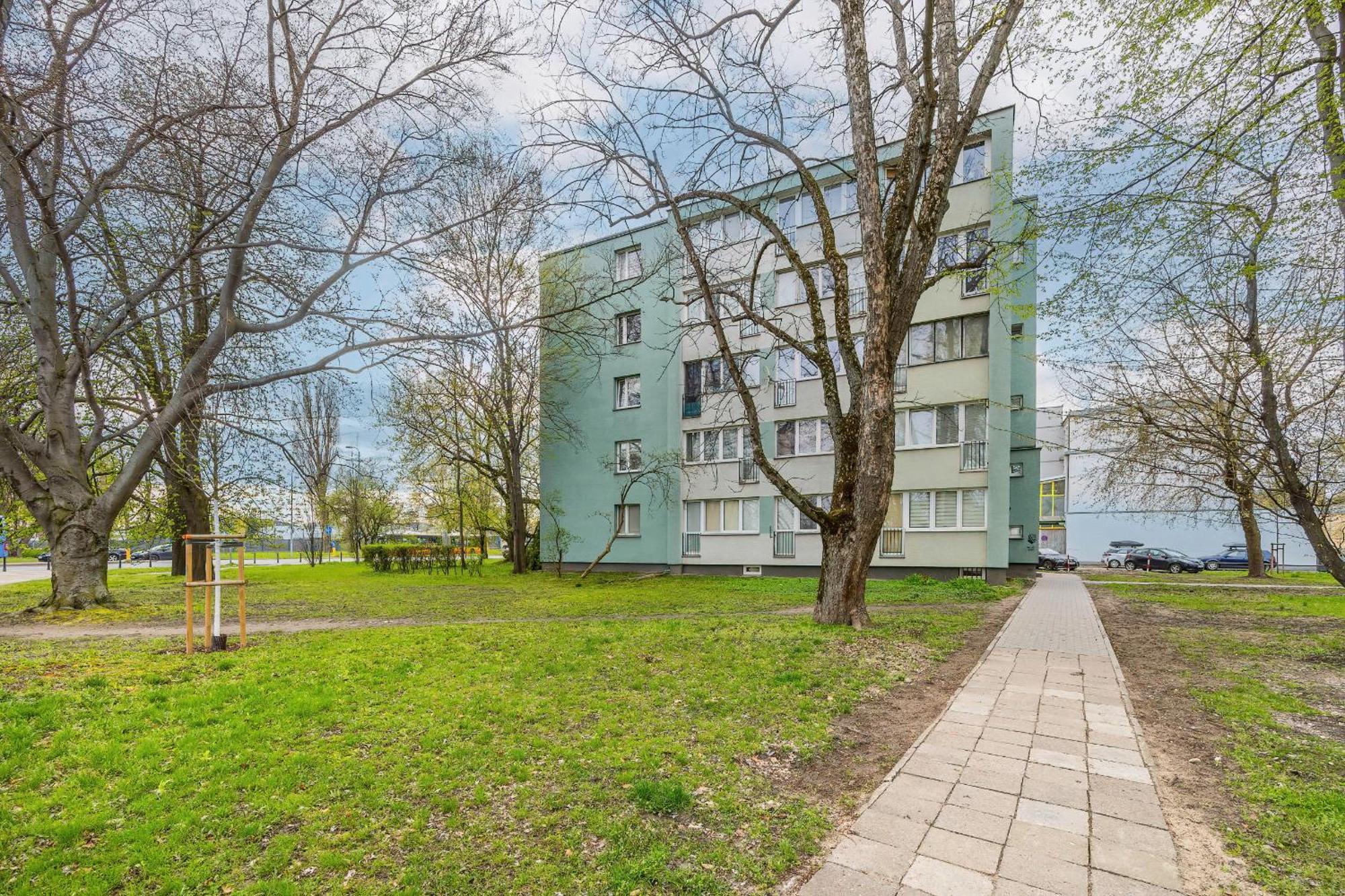 Modern Black & Wooden Apartment Warsaw Near The Airport By Noclegi Renters Buitenkant foto